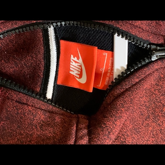 Men’s Nike Zip Up Hoodie - Great Condition - Large - Picture 3 of 3